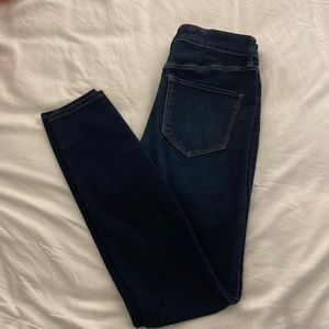 Abercrombie & Fitch Skinny Jeans